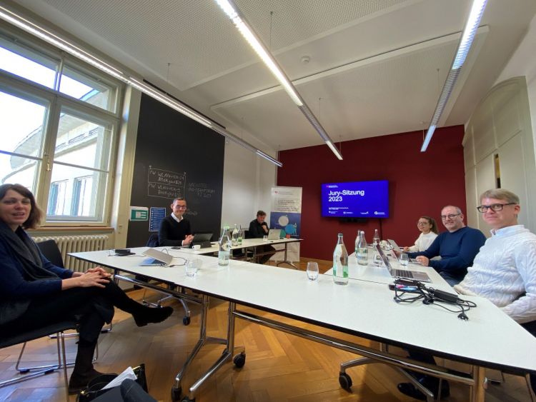 Jury Innovations- und E-Partizipationsprojekte 2023 Jury Innovations- und E-Partizipationsprojekte 2023